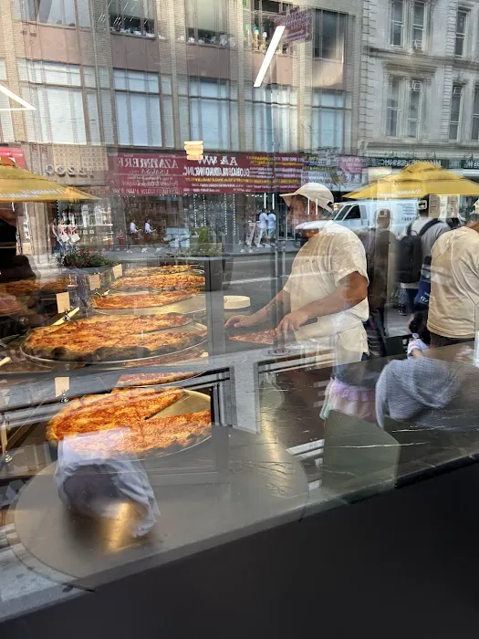 Upside Pizza Picture 6