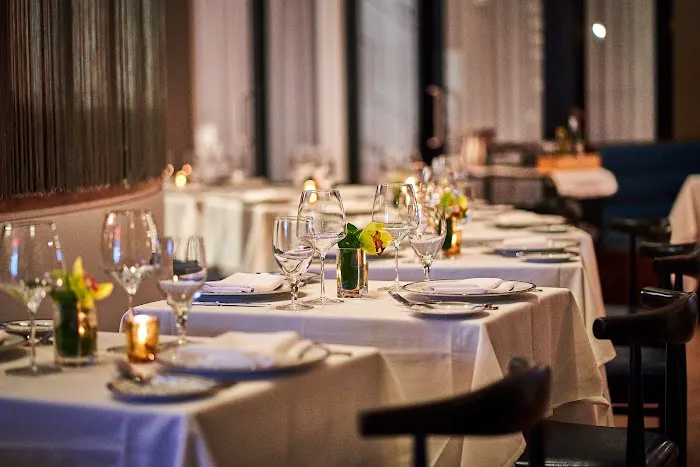 Allora Fifth Ave Picture 1