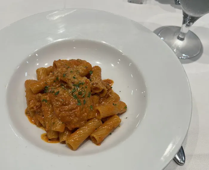 Allora Fifth Ave Picture 9