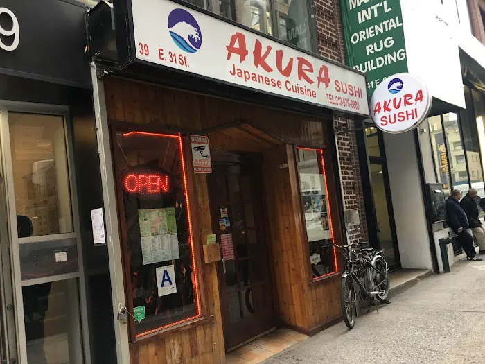 Akura Sushi Picture 3