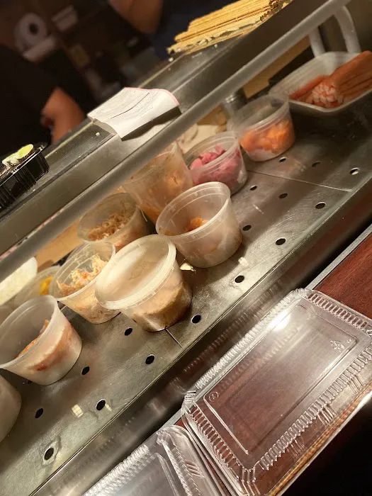 Akura Sushi Picture 9