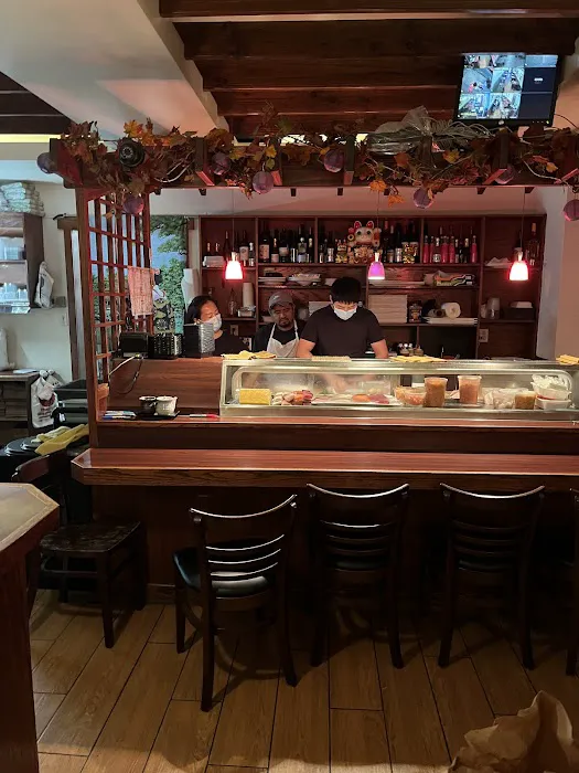 Akura Sushi Picture 10