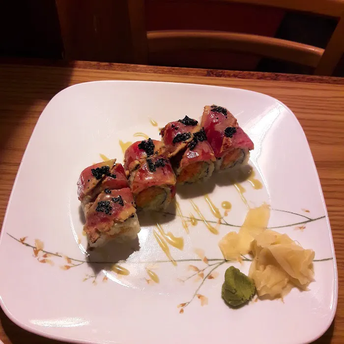 Hong Kong Noodle & Sariku Sushi Picture 10