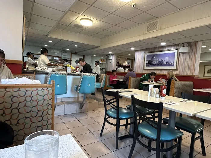 Murray Hill Diner Picture 6