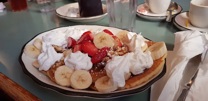 Townhouse Diner Picture 2