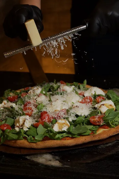 Claudio's Pizza & Pasta Picture 7