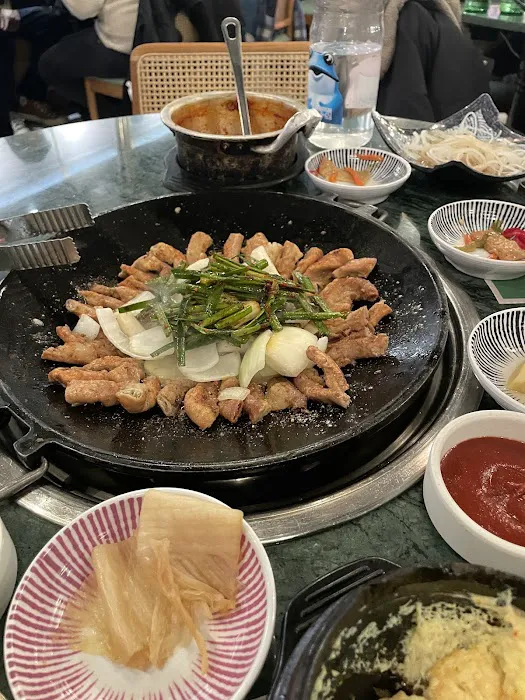 Ahgassi Gopchang Korean BBQ Picture 9