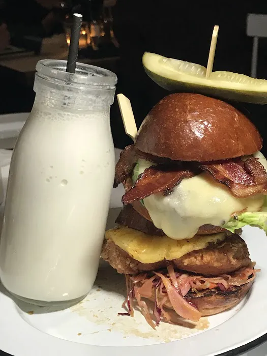 FARM TO BURGER Picture 6