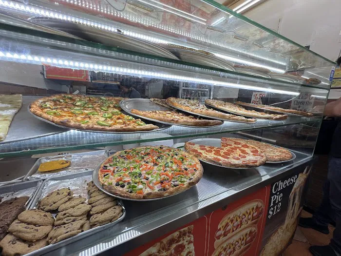 Famous $1.50 pizza Picture 5