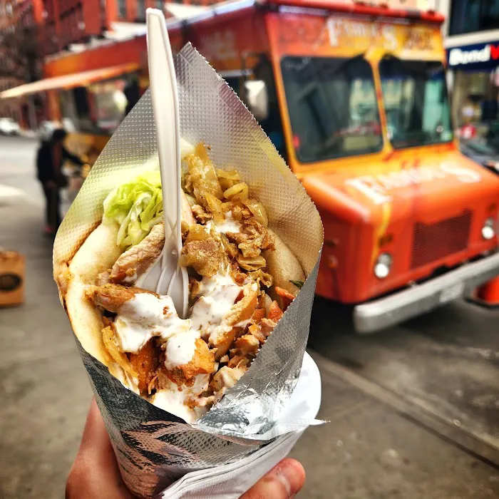 Famous Halal Food (Food Truck) Picture 2
