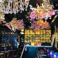 At Nine Restaurant & Bar ico
