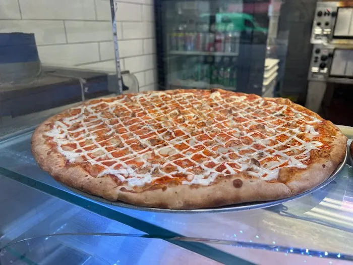 $1.50 NYC Hand Tossed Pizza Picture 7