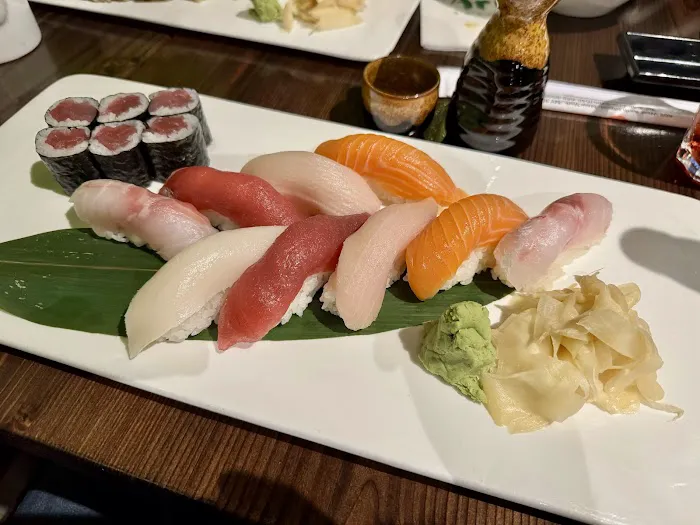 Ari Sushi Picture 3