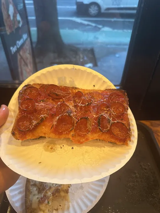 Champion Pizza - Times Square Picture 10