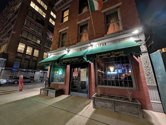 The Landmark Tavern Picture 6