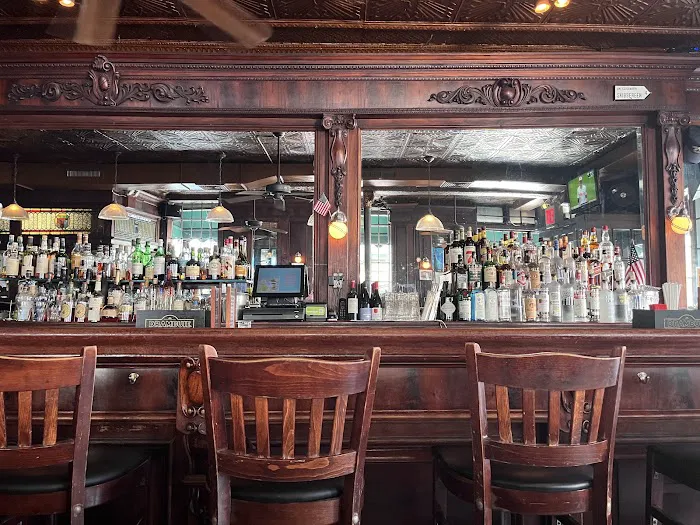 The Landmark Tavern Picture 8