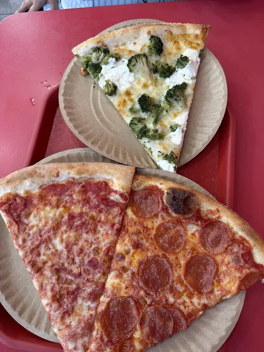 Little Italy Pizza Picture 2