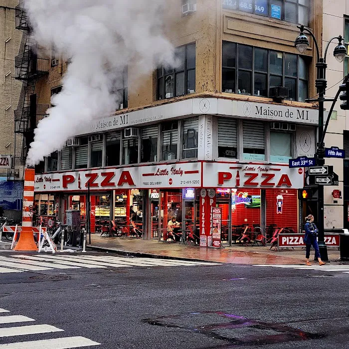 Little Italy Pizza Picture 10