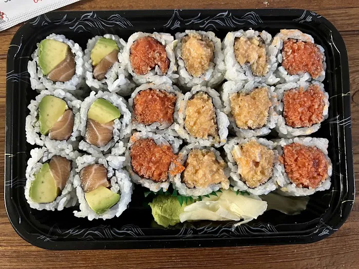 Hamachi Sushi 34 | Japanese Sushi Restaurant Picture 10
