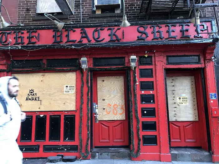 The Black Sheep Sports Bar N.Y.C Picture 1