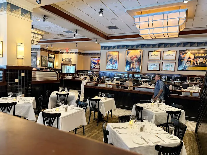 Docks Oyster Bar - Midtown East, NYC Picture 5