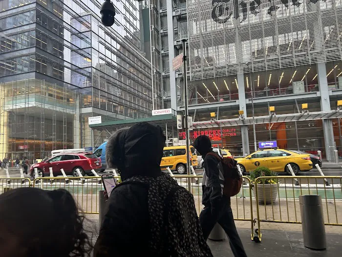 New York Times Cafeteria Picture 1
