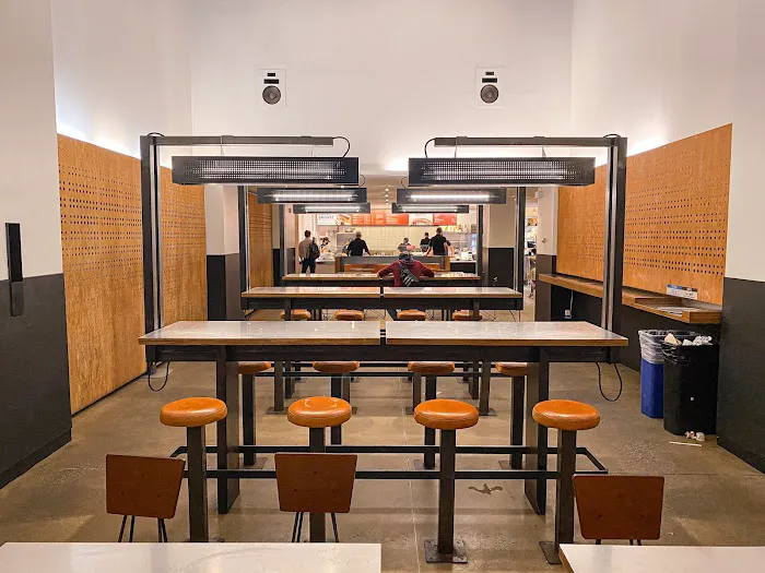 Chipotle Mexican Grill Picture 1