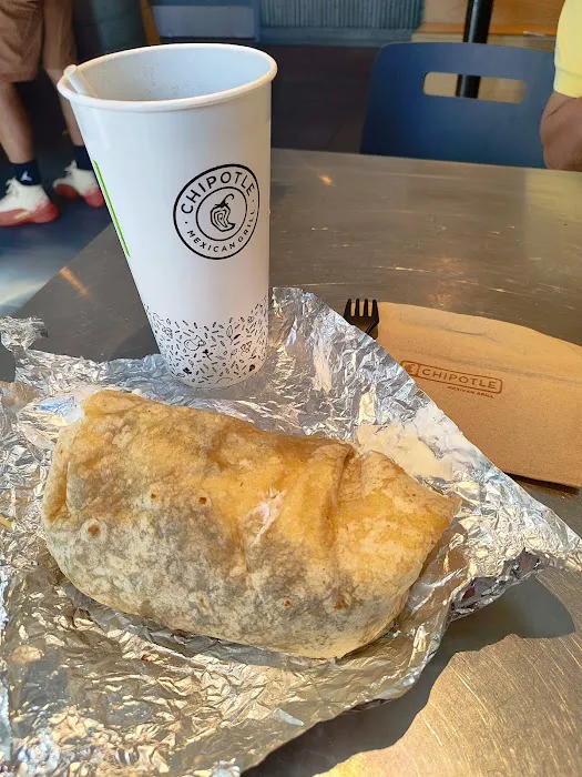 Chipotle Mexican Grill Picture 10