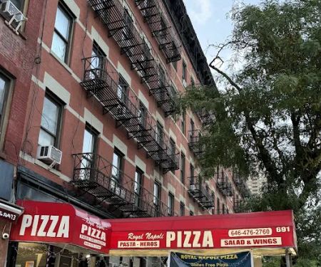 Royal Napoli Pizza