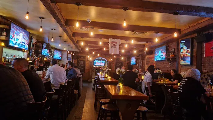 The Brazen Tavern Picture 4