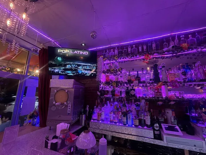 Fusion Bar and Grill Peruvian/Mexican Picture 8
