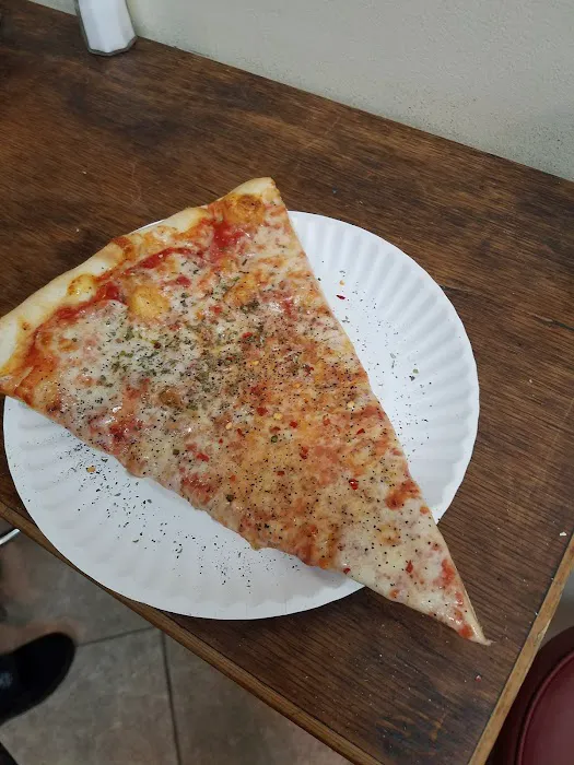 New York Sal's Pizza Picture 7