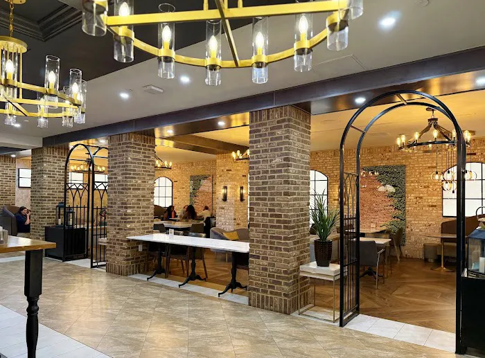 Tudor City Tavern Picture 4