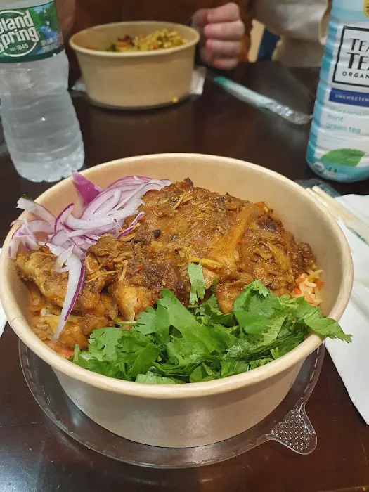 Burmese Bites (Mid Town) Picture 4