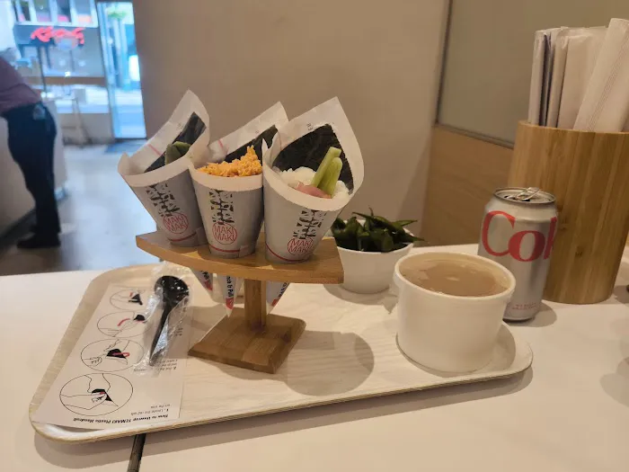 MakiMaki Sushi at Lex Ave Picture 7