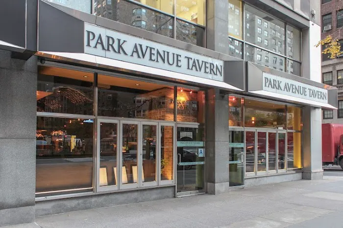Park Avenue Tavern Picture 8