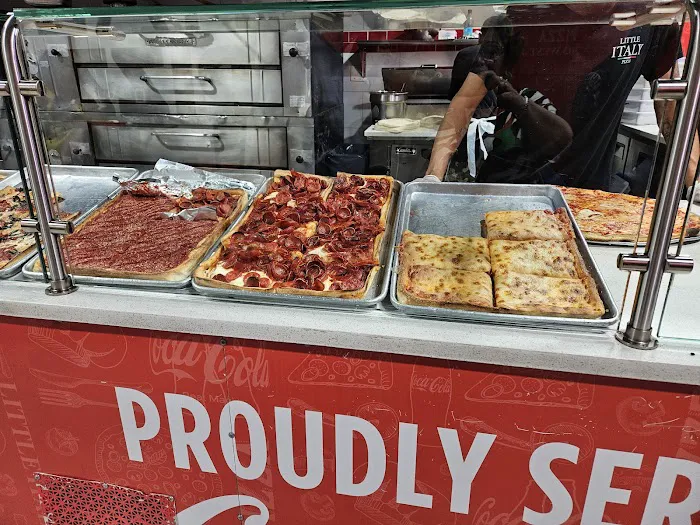 Little Italy Pizza Picture 3