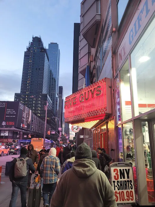 Five Guys Picture 7