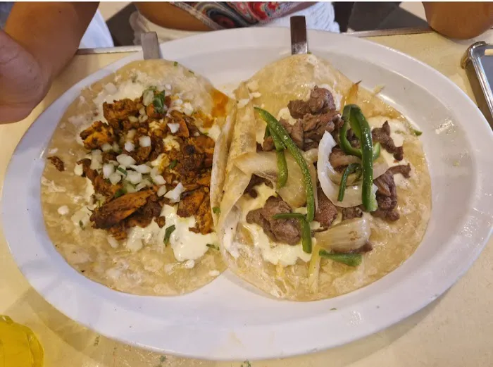 Tacombi Picture 4