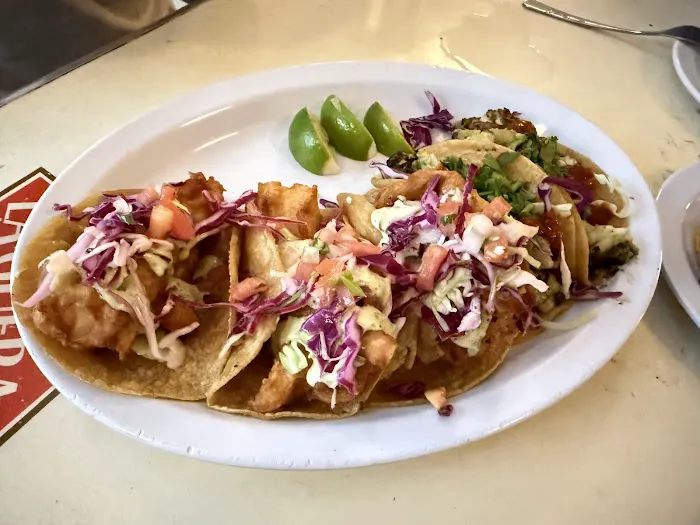 Tacombi Picture 7