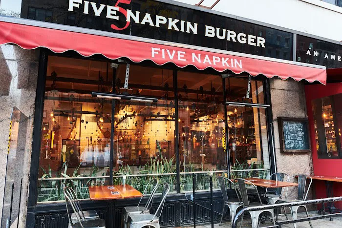 5 Napkin Burger Picture 2