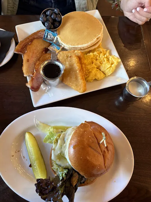 5 Napkin Burger Picture 6