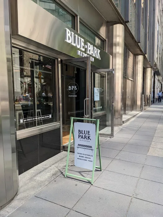 Blue Park Kitchen Picture 7
