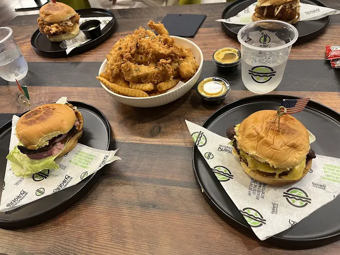 International Burgers Picture 3