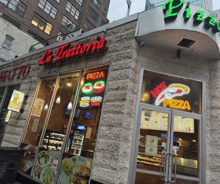 La Trattoria Pizza