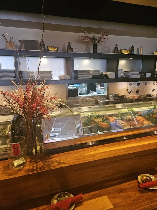 RA Sushi Bar Restaurant Picture 5