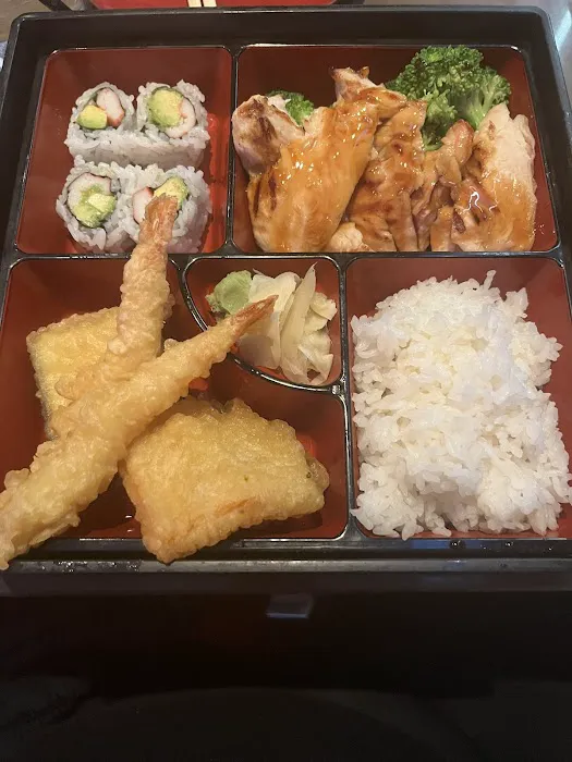 RA Sushi Bar Restaurant Picture 8