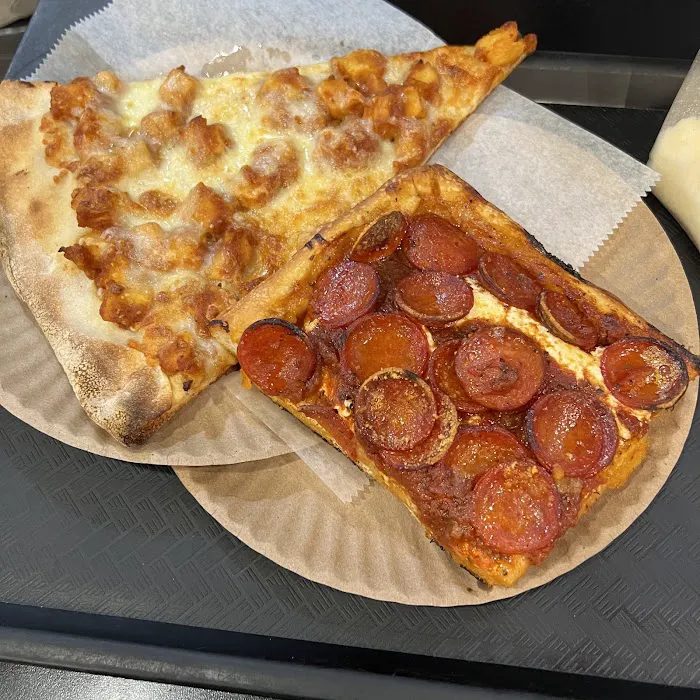Carnegie Pizza Picture 4