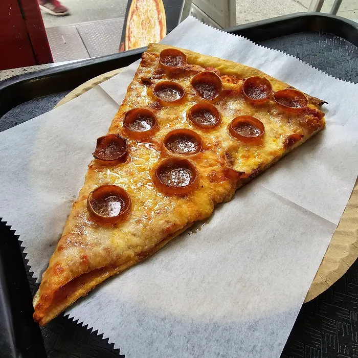 iPizzaNY -Hells Kitchen Picture 5