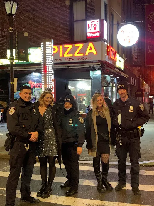 iPizzaNY- Times Square Picture 1